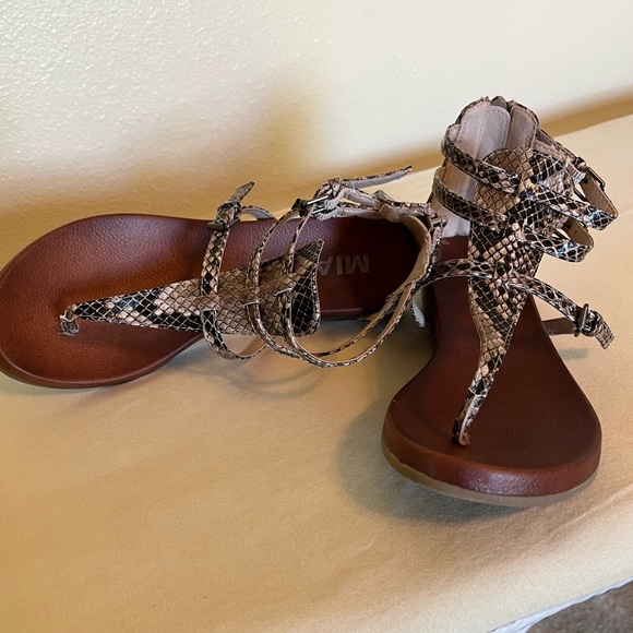 Mia Reptile Gladiator Style Sandals - Picture 4 of 5